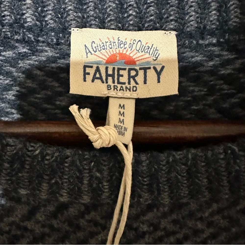 NWT Faherty Men’s Donegal Chest Stripe 100% Merino Wool Crewneck Sweater